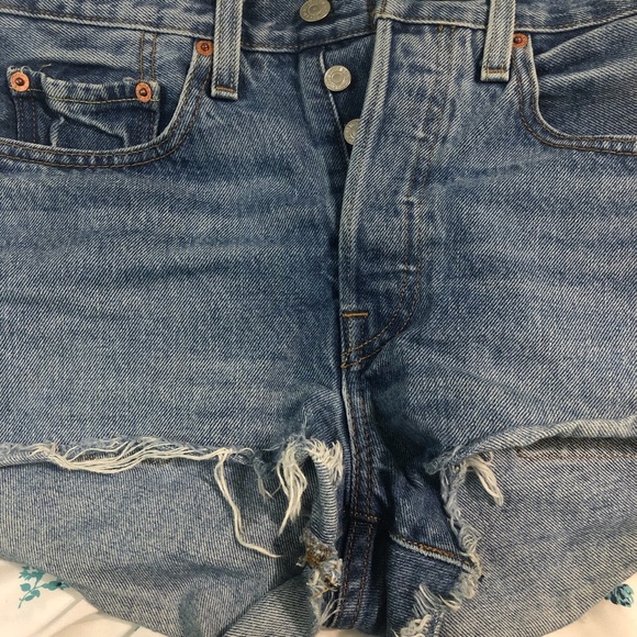 Levi’s 501 shorts - Picture 4 of 7